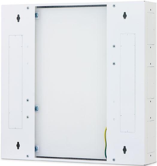 Výklopné boční panely Boční nosné panely na obou stranách rozvaděče jsou odklopitelné pro snadnou montáž osazovaných komponent.