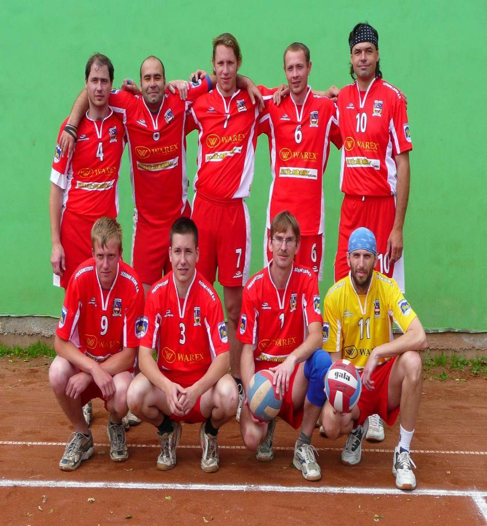 SK Řetězárna-volejbal Oddíl vznikl v roce 1997 Od soutěžního ročníku 1999/2000 naše družstvo získalo 11x po sobě titul okresního přeborníka ve volejbale.