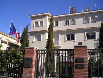 Užitečné kontakty Ambasáda ČR v Madridu: www.mzv.