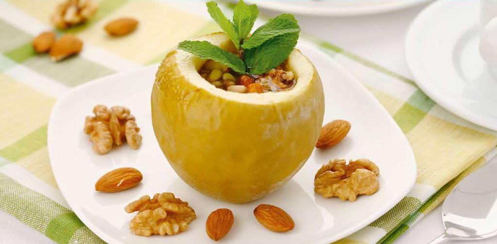 Zelená jablka např. Granny Smith 4 ks (600 750 g) Med 4 lžičky Mleté ořechy a mandle 4 lžíce Piniové oříšky 4 lžičky 75 ml Zelené jablká napr.