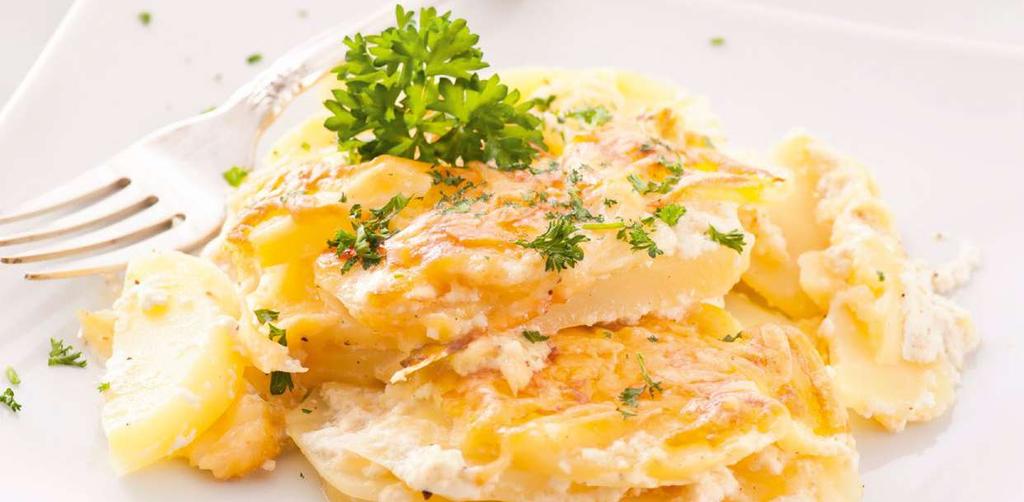 Velké brambory 7 8 ks (700 g) Smetana na vaření 200 ml Smetana ke šlehání 200 g Česnek 1 stroužek Muškátový oříšek (jemně nastrouhaný) 1 špetka Sůl 1 lžička Veľké zemiaky 7-8 ks (700 g) Smotana na