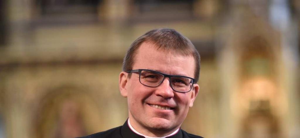 Mons. Tomáš Holub biskup plzeňský, předseda ekonomicko-právní