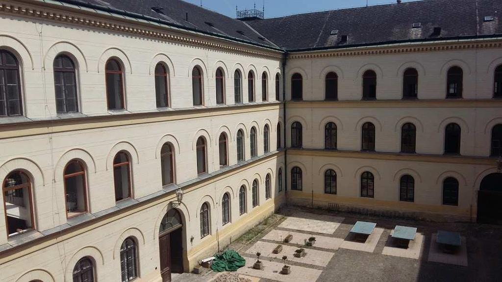 Přispíváme ke vzdělané společnosti V roce 2016 vynaložily diecéze římskokatolické církve na školství a