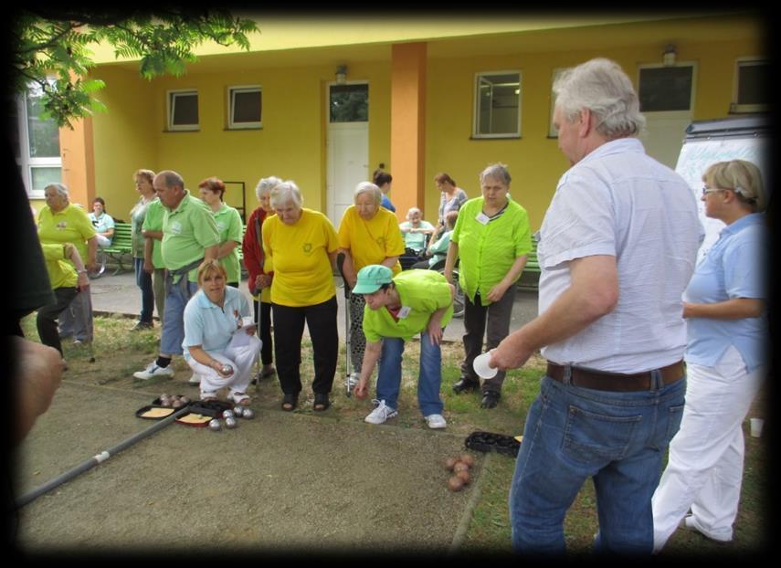 V úterý 14. června 2016 se konal již VII. ročník turnaje ve hře pétanque, v němž si změřila síly tříčlenná družstva ze zařízení sociálních služeb v Olomouckém kraji, mezi nimi i naši zástupci.