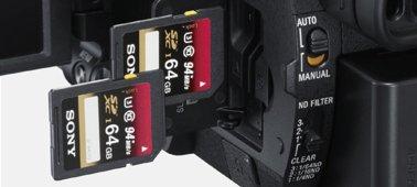 Dva sloty Dva sloty pro kartu SD a kartu SD / Memory Stick podporují simultánní a souvislý záznam.