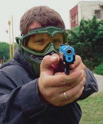 CZ 75 SP-01 PHANTOM kterých dodaných pistolí CZ 75 D Compact pro levoruké střelce (soupravu tvořil nový pravý a levý ovladač vypouštění kohoutku).