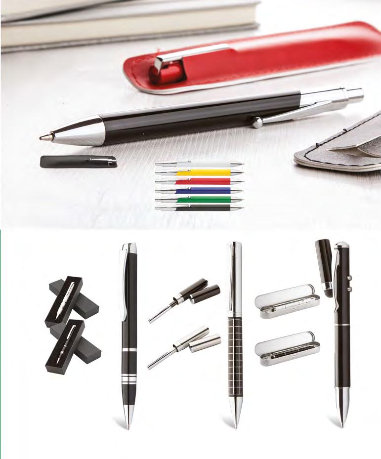 WRITING 51-01 GAVIN AP731624 ø11 135 mm [ P2 (2C, 60 6 mm), E1 (60 6 mm), UV (FC, 60 5 mm) Barevné kovové kuličkové pero v pouzdře z umělé kůže v barvě pera. Modrá náplň.