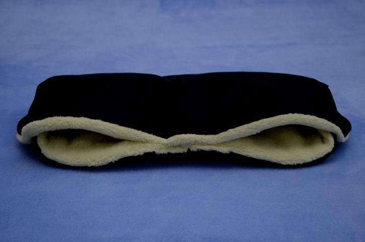 černo-sytě černo- černo- černo- černo-šedá černo-černá černo-červená