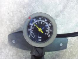 Pneumatiky Elektrokolo AGOGS U phill Tour je osazeno plášti Kenda Pathfinder o rozměru 26x1.95. Tyto pláště jsou ideální pro jízdu v lehkém terénu.