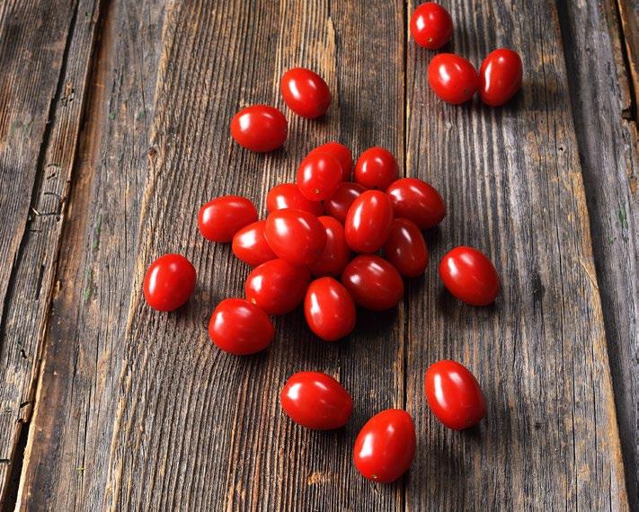 Hranáček Mini cherry oválné rajčátko extra sladké, volné Naše oválná mini cherry rajčátka Hranáček jsou Průměrná hmotnost plodu: 10 12 g šampiony hlavně u dětí.