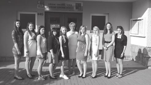 Navrátilová, Monika Novotná, Simona Rybičková, Barbora Ţerníčková Třída: 4. KM Třídní učitelka: Mgr. Petra Holánková Eva Dvořáková (do 28. 4. 2017), Silvie Dvořáková, Andrea Fišerová, Marie Foglová (do 28.