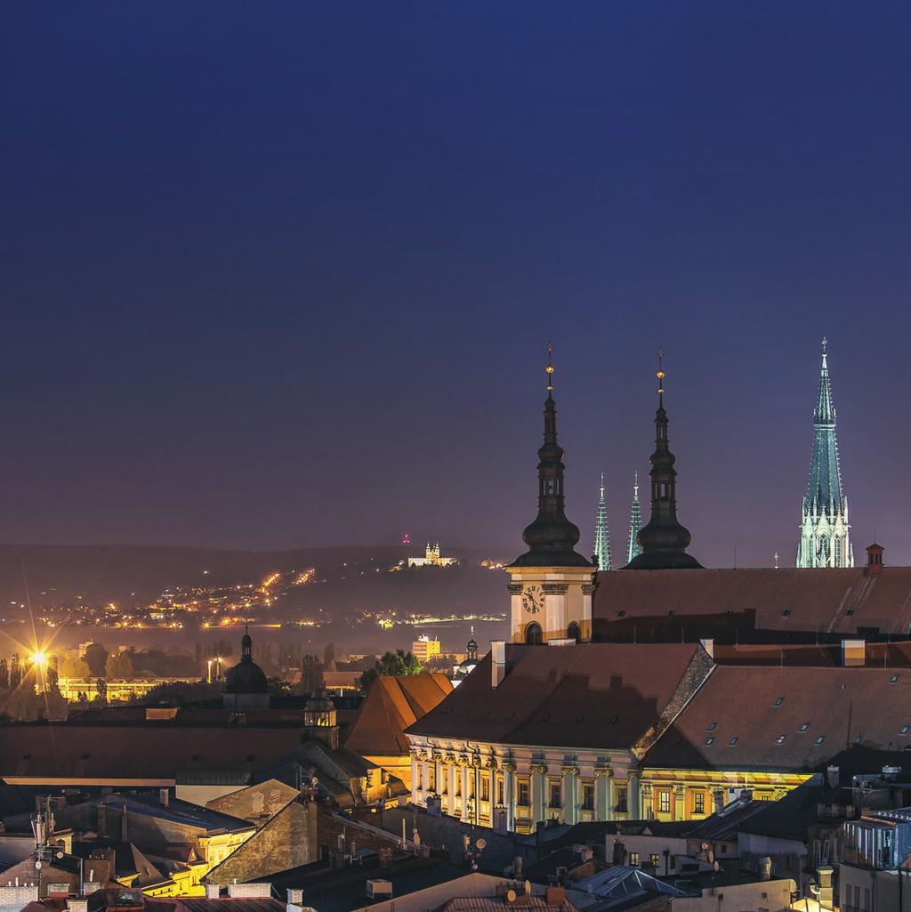 NENECHTE SI UJÍT V OLOMOUCI! Prohlídky radnice Navštivte radnici a využijte možnosti zapůjčení audioprůvodce po radnici v informačním centru.