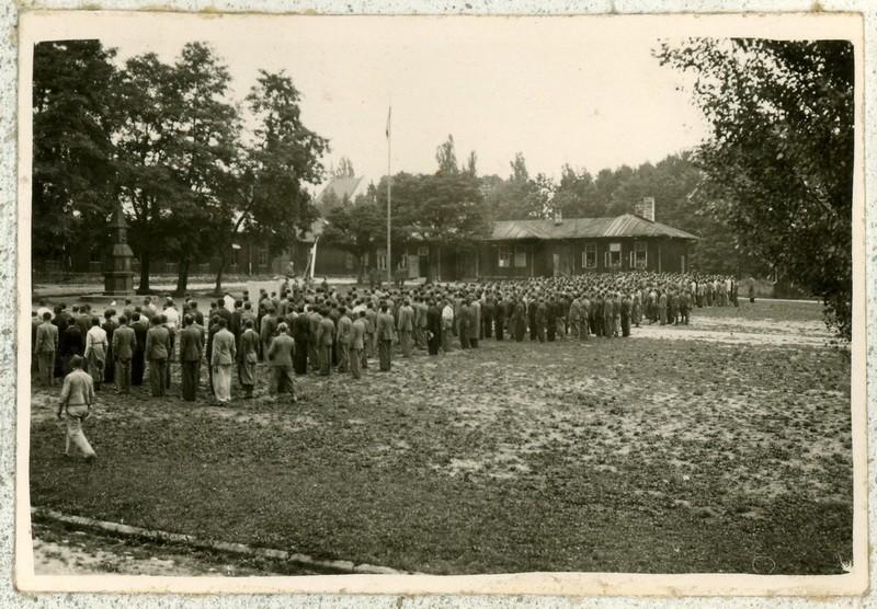 Zahraniční odboj tři záchytná centra: a) Polsko b) Francie c) Jugoslávie po návratu Edv.