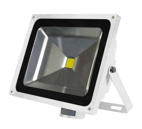 0 TRW50E230NW120 Přirozeně bílá 4000 K > 3750 lm 1 383,- Troll D 50W 50W LED 200W halogen s
