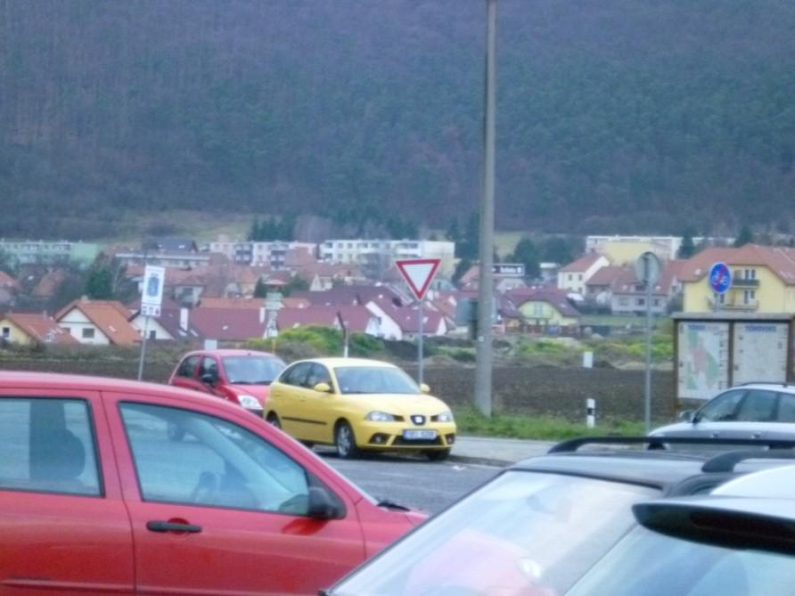 3 Popis procesu rozpoznávání Vlastní proces rozpoznávání lze podle poznatků z předchozí kapitoly rozdělit na několik hlavních částí.