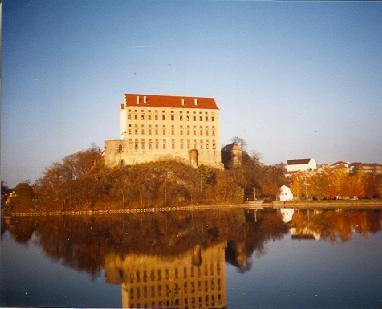 PLUMLOVSKO