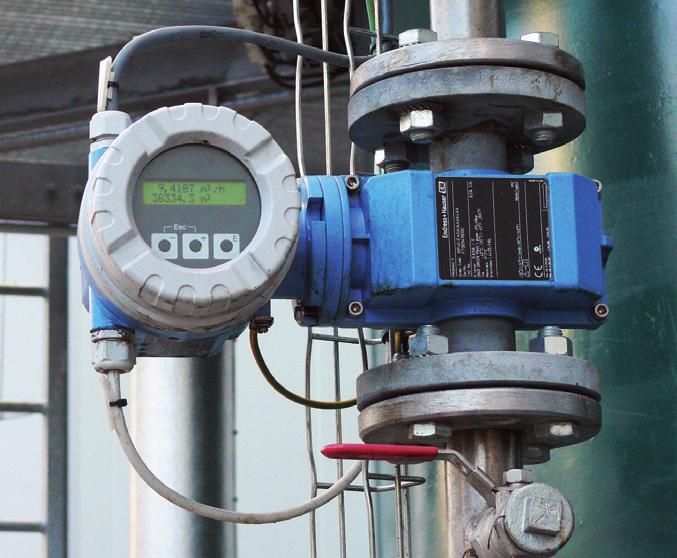 znečištěných kapalin a kalů, značný rozsah měření průtoku pro velké rozpětí průměrů pouze pro elektricky vodivé kapaliny, většinou vyžadují zcela zaplněné potrubí, doporučuje se přímé potrubí 5D před