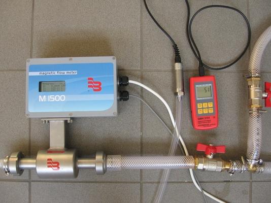 moduly snímače pro měření ve vodním kanálu magnetický indukční průtokoměr BadgerMeter M1500