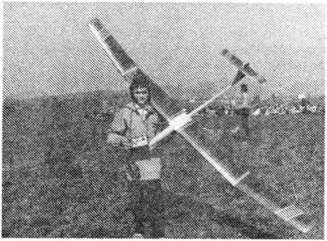 Panni a jeho bratr František, od loňského roku jeho zástupce, tak chlapci, kteří modelům letadel zcela propadli.