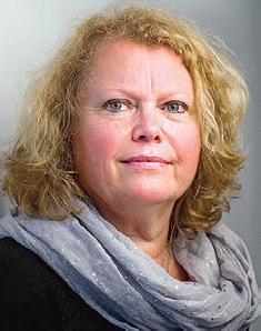 Profesionální učitelský sbor / Professional teachers team Kdo si myslí, že se učí, ten je vlasti chlouba. Kdo si myslí, že dost umí, začíná být trouba.