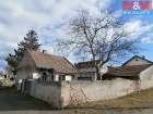 Název: Lokalita: Popis: nabídka - Prodej rodinného domu 80 m2, pozemek 231 m2 Ratenice, okres Kolín Prodej RD o dispozici 2+1 v Ratenicích. CP 231m2, na pozemku je garáž a kůlna.