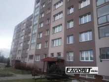 3. srovnatelná nemovitost Byt 2+1 (44m2 v osobním vlastnictví na ul. Bedřicha Václavka, Ostrava-Bělský Les. Byt se nachází v panelovém domě. Byt je v udržovaném stavu.