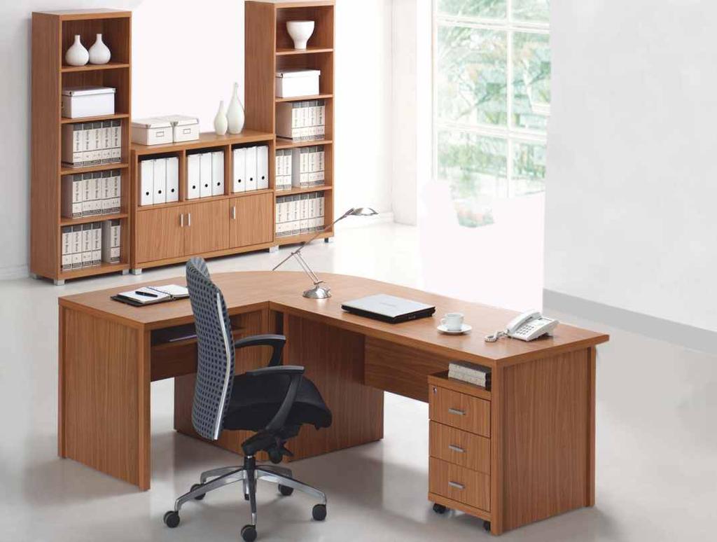 Sektor je vyroben z kvalitního povrchově upraveného materiálu DTD / MDF (tloušťka: 18