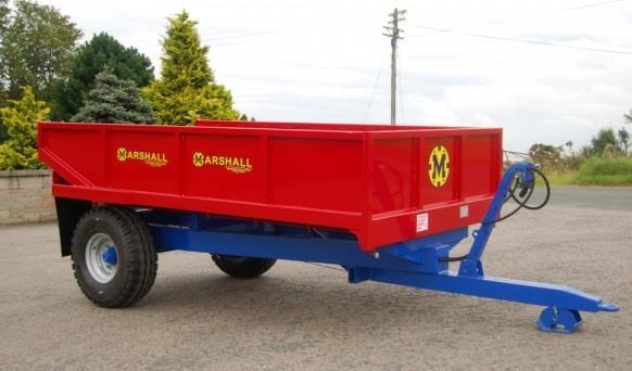 ÚVOD Přívěsy či návěsy za traktor pro přepravu partikulárních materiálů se vyrábějí v různých provedeních.