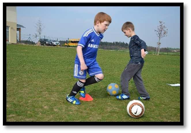 FOTBAL Všeobecná fotbalová sportovní příprava pro děti předškolního věku.