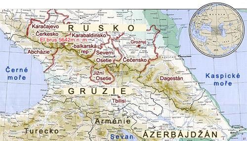 Obrázek 10: Pohoří Kavkaz Dříve součást SSSR, dnes se pohoří táhne podél rusko-gruzínsko-ázerbájdžánských hranic.