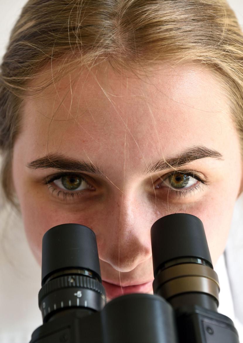 Vybrané projekty Nadace Snahou rodinné nadace Renáty a Petra Kellnerových je pomoci žákům a studentům základních, středních i vysokých škol a univerzit získat kvalitní vzdělání.