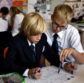 Mezinárodní maturita IB otevírá studentům dveře ke studiím na prestižních zahraničních univerzitách.