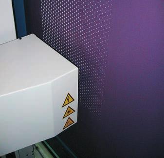 Téma čísla: Amiga 36 laminace v malém formátu Hiflex Webshop pokročilé Web2Print řešení zblízka O financování investic v době recese Svět tisku 7 8/2009 69 Vrstva se vyznačuje optickou hustotou D 4,0