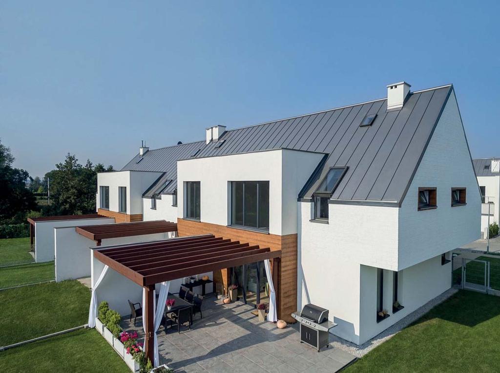 SATJAM DNES STŘECHY OKAPY TRAPÉZY SATJAM AluFalc: Kvalitní hliníkové svitky pro falcování Mimořádně vhodný k falcování Tloušťka materiálu 0,7 mm Polymerem modifikovaný PUR SATJAM AluFalc je novinkou