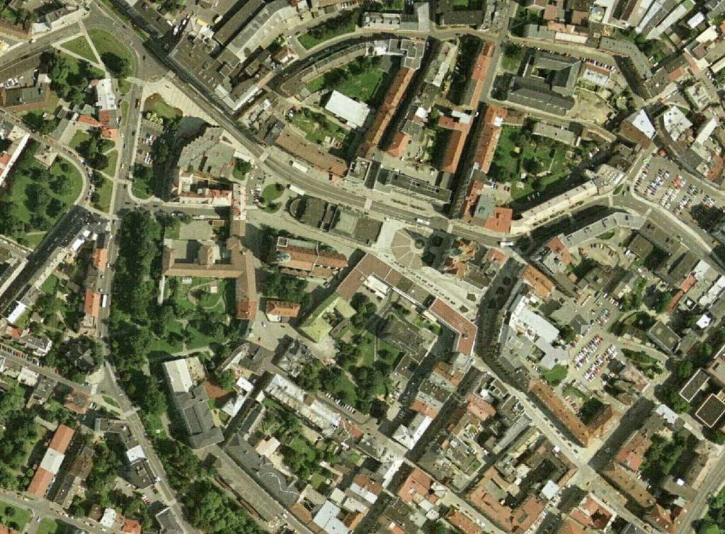 pr pr odba kavárna obodní ploa áž áž lezanka teraa vertikální komunikace Invetor: Huova 240/5,