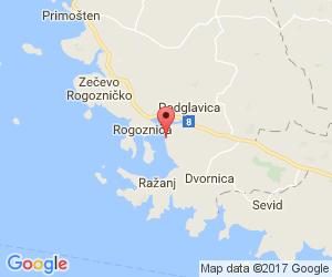 Výhody Vzdálenost od moře: 0 m Vzdálenost od pláže: 0 m Apartmán APP + "1" 1. Patro 1657/8-ND-RS-RB-1 mrazák 67 l mrazák 67 l, lednička 17 l, 1x pohovka na rozložení pro os.