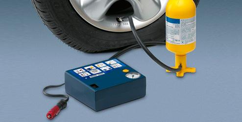 93199256 17 90 516 Kč 2507 Hasicí přístroj patří do každého vozu Opel. Přenosný a snadno použitelný - optimální pro uskladnění ve vozidle pro nenadálé situace.