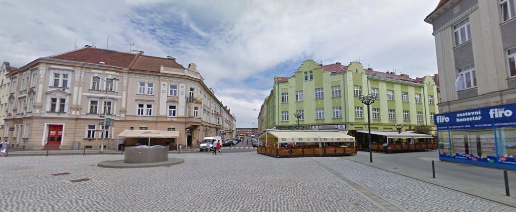 Charakteristickými rysy jsou nízká hustota osídlení, relativně kvalitní dopravní infrastruktura s napojením na centrum města a množstvím zeleně, které je však v soukromém vlastnictví.