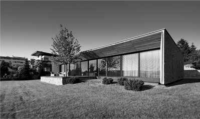 The architectural concept of an intelligent building primarily takes into consideration the needs of the user.