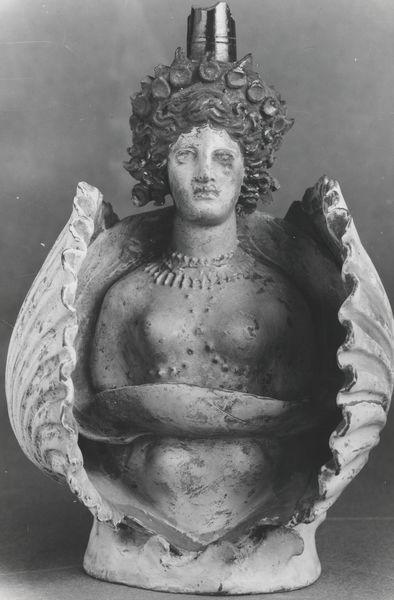 Mušle Katalogové číslo: 51 Objekt: (figurový) lekythos Místo nálezu: Phanagoria, Tamanský poloostrov,