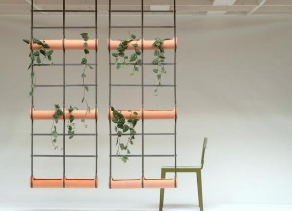 Obr. 29 Hanging treillis pro pěstování rostlin, R. a E. Bouroullec 6.1.