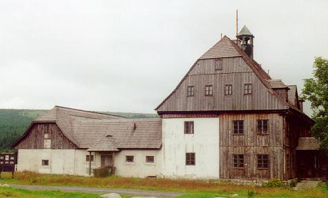 00 DÁMSKÁ SAUNA UZAVŘENA - letní provoz ve střídavém režimu v pánské - muži: PO, ST, PÁ 10-20.00; SO 9-20.00; ženy: ÚT, ČT 10-20.