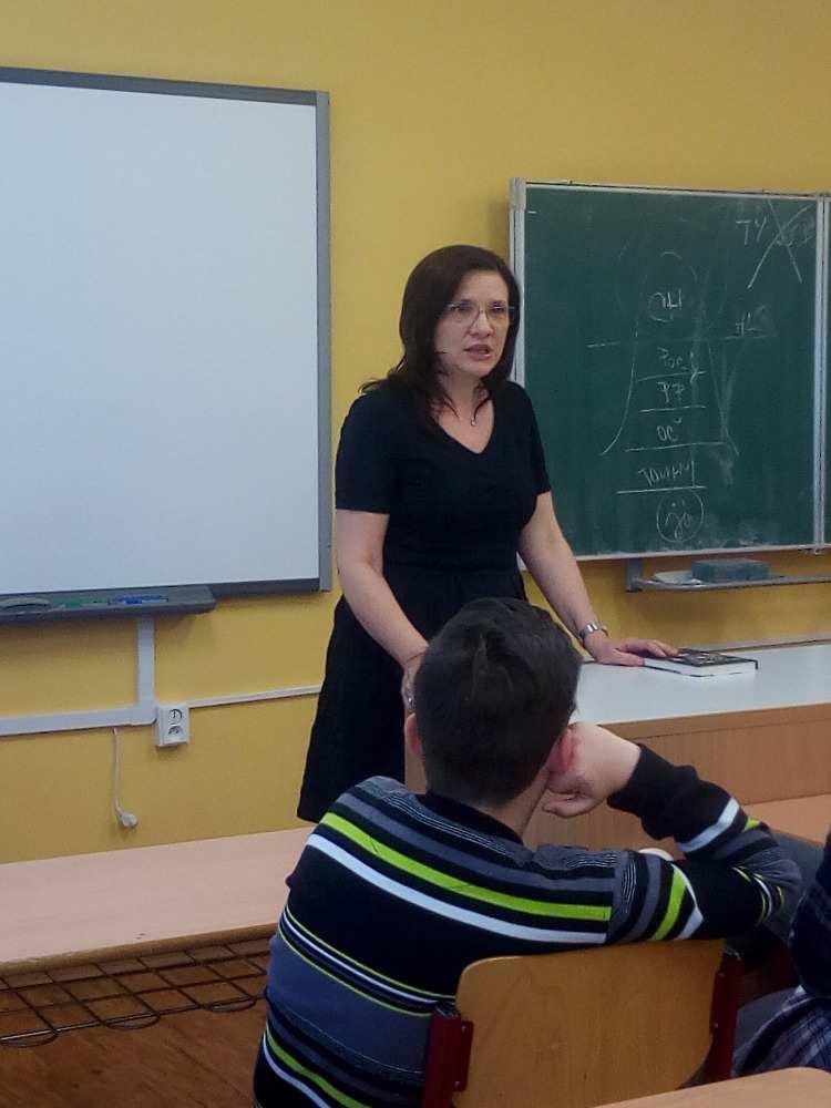 Poděkování Vedení Základní školy v Šilheřovicích a pedagogický sbor děkuje paní spisovatelce Evě Tvrdé za to, že si dne 16. května udělala čas a opět zavítala do naší školy.