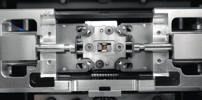 dutinky. Pomocí odpovídajících nástrojů můžete CA0/2.5 upravit na práci s dutinkami o průřezu od 0,5 do 2,5 mm² (AWG 20 14).