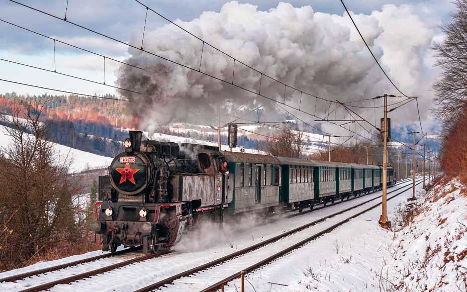 Foto: Staatliche Schlösser, Burgen und Gärten Sachsen gemeinnützige GmbH Foto: archiv Státního zámku Zákupy Foto: Jiří Zápalka Svezte se parním vlakem na Valašský jarmek! 2.