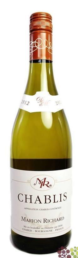 0,75L 490,- Côtes du Rhône blanc Grands Classiques Pinot Grigio Linea Classica Pinot Grigio Linea Classica, suché Odrůda: Pinot Grigio, Itálie Plné, jemné s decentním ovocným aroma a