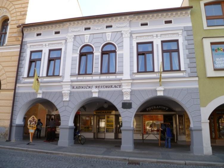 1, Antonín Tebich, 1891. Dnešní stav. Foto: autorka. 2.