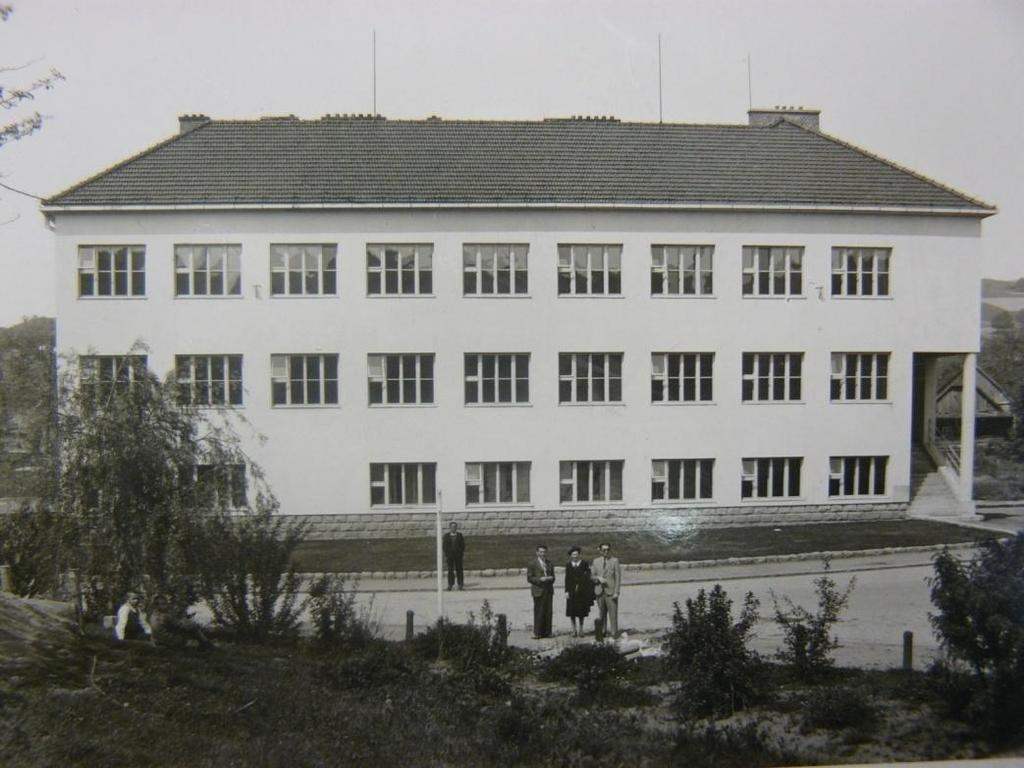 96. Školní budova ve Vidči čp.