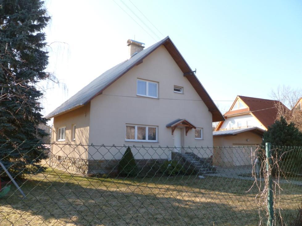 109. Rodinný dům Oty Špičáka, Nábřeţí dukelských hrdinů čp.