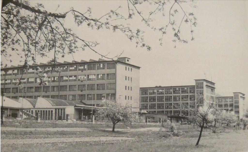 Tovární komplex Tesla, ulice 1. m áje, Jiří Vaněk, 1950.